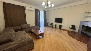 4 room Flat For Rent. Vera