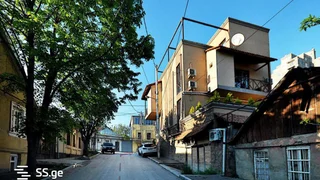 Номер в отеле. Исани