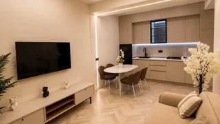 Арчи Исани: 3-комнатная, 76.0 м²