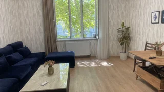 2-комнатная квартира посуточно. Мтацминда