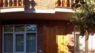 4-комнатный частный дом. Исани