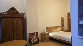 4 room Flat For Rent. Sololaki
