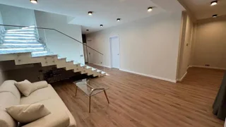 7 room Flat For Sale. Vake
