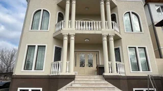 Частный дом 700 кв.м в Санзоне