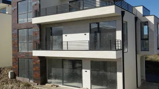 8 room Private House For Sale. Lisi lake