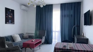 2+1 $700