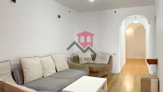 4-комнатная квартира на ул. Шалва Микеладзе, $1000
