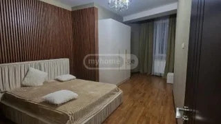 3-комнатная квартира. Авлабари