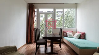 4-комнатная квартира, 82 м², $1050