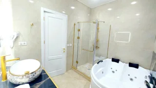 Коммерческое помещение на m. aleksidze st. 2 Saburtalo