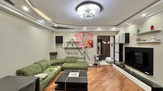 5-комнатная квартира, 162 м², $1500