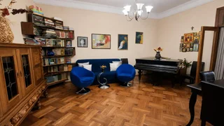 4-комнатная квартира в Тбилиси