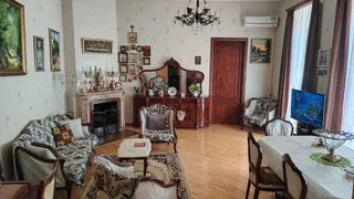 4-комнатная квартира на продажу. Мтацминда