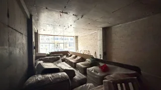 Commercial space For Sale