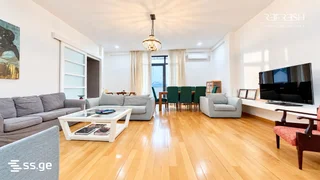 4 room Flat For Sale. Vera