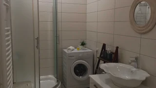 Посуточно 2-комнатная квартира в AXIS PALACE 1