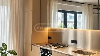 3-комнатная квартира. Вера