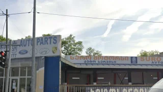 Автосервис коммерческая площадь в районе Кахабри
