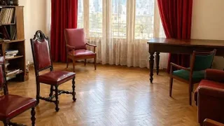 4-комнатная квартира на продажу. Районы Важа-Пшавела