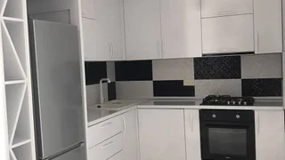 2+1, Джавахишвили 70, $500