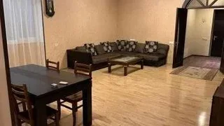 Ул. Кутаисская, 10: 3-комнатная, 130,0 м²