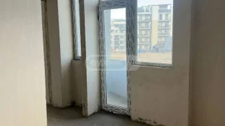 4-комнатная квартира на продажу. Ваке