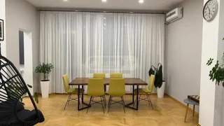 4-комнатная квартира на продажу. Ваке