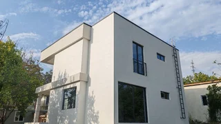 7 room Private House For Sale. Gldani