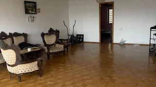 7-комнатная квартира в Тбилиси