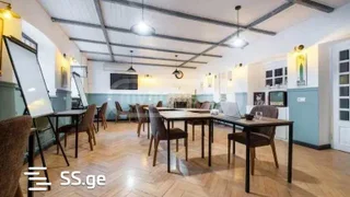 Commercial space For Rent. Vera