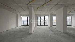 5-комнатная квартира в районе аэропорта