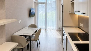 1-bedroom с новым ремонтом в GWG