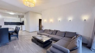 Ул. Нино Рамишвили, 22: 4-комнатная, 164,0 м²