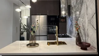 3 комнатная квартира , $1800