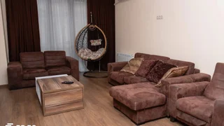 4 room Flat For Rent. Chugureti