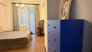 Родос Нуцбидзе: 2-комнатная, 70.0 м²