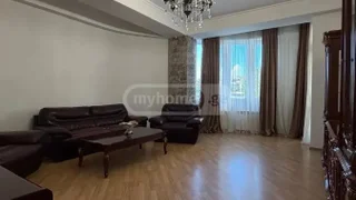 4-комнатная квартира на продажу. Дидубе
