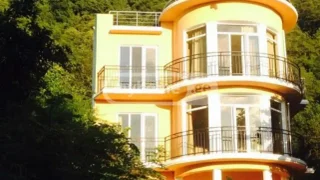 Аграрка с 10+ комнатами в районе аэропорта