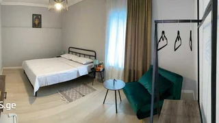 5 room Hotel For Sale. Mtatsminda