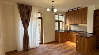 Коммерческое помещение на ვიქტორ კუპრაძის ქუჩა 77 Varketili