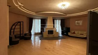 5-комнатная квартира. Ваке