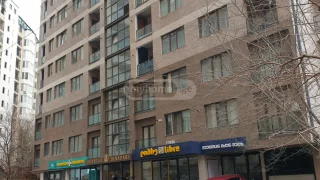 Универсальное коммерческое помещение в Ваке
