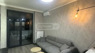1+1 на Sherif Khimshiashvili St 17 Khimshiashvili District