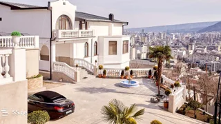 Room Hotel For Rent. Vedzisi
