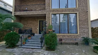 6 room Private House For Rent