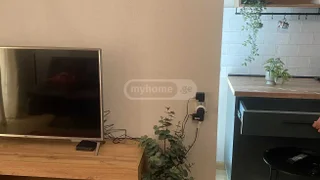 2 комнатная квартира Продаётся. Надзаладеви