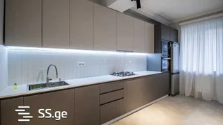 5 room Flat For Rent. Vake