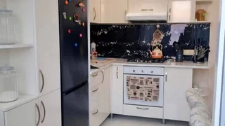 Долгосрочная аренда 3-комнатной квартиры в Khimshiashvili District