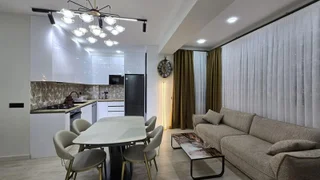 Ул. Тбел Абуридзе, 21б: 3-комнатная, 108.0 м²