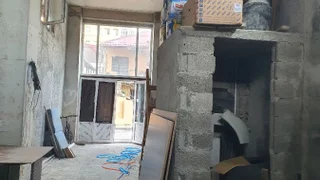 Store-Industrial property For Rent